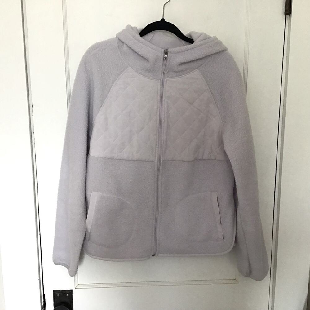 4/$25 Tek Gear lilac teddy bear quilted hooded fleece large